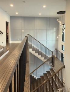 Discover how Holiday Farms homeowners use soft modern wall design to define the entire home. See this handcrafted feature and plan your Holiday Farms project today.